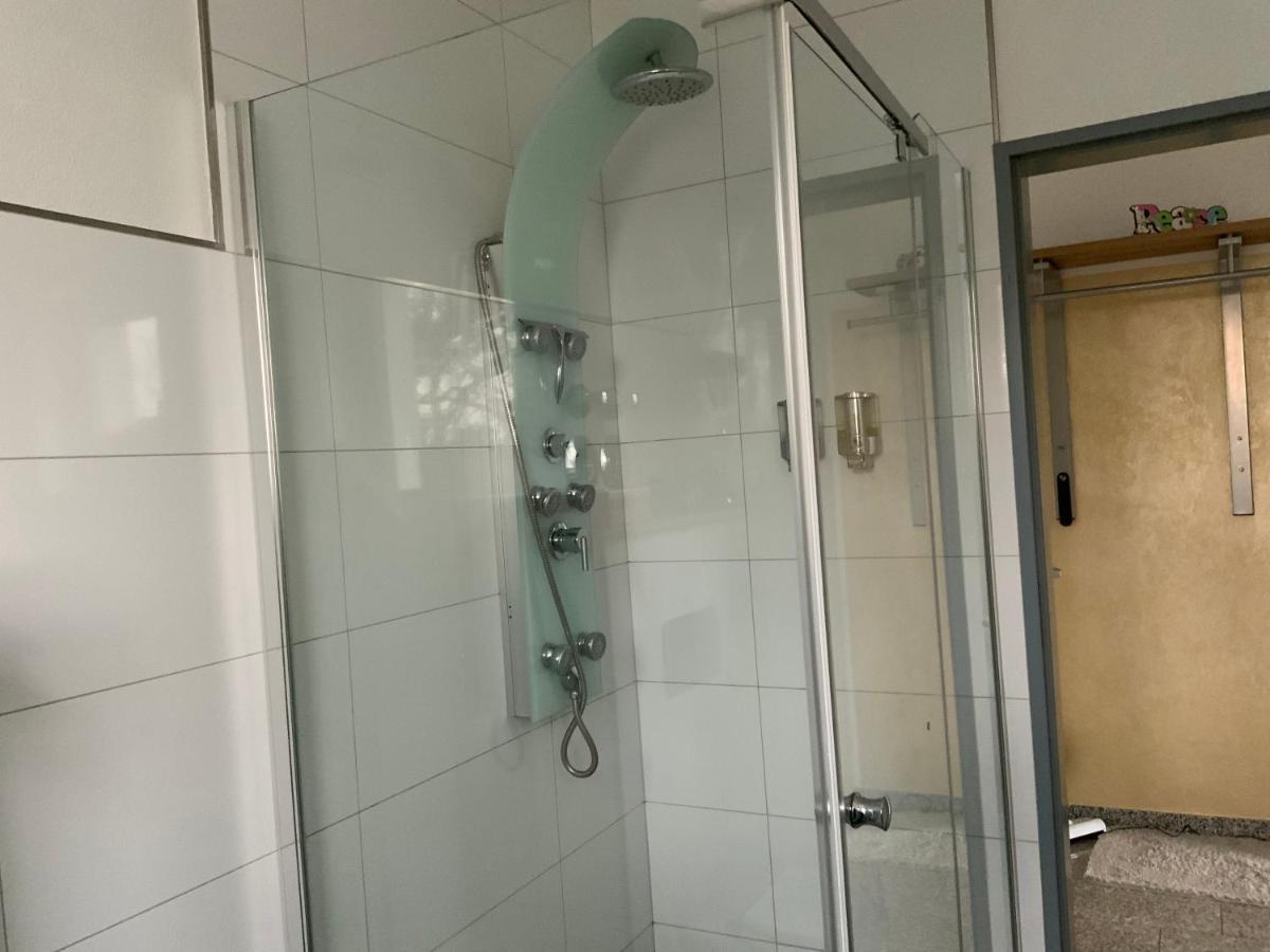 Wohnung Am Phoenixsee Dortmund Exteriör bild